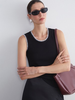 Lc Waikiki Yeni Sezon Bisiklet Yaka Nakışlı Kadın Atlet