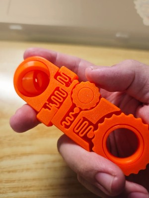 Modelerman Design Beş Bir Arada Stres Giderici Edc Aracı