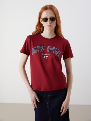 Lc Waikiki Yeni Sezon Bisiklet Yaka New York Baskılı Kadın Tişört