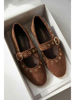 I Love Shoes Dorin Kadın Babet Acıkahve Süet Zımba Detaylı
