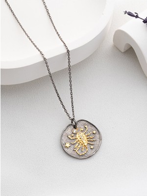 Kadın 925 Ayar Gümüş Akrep Burcu Kolye | Kişiye Özel Tasarım | Hediye Kutusunda