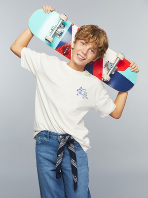 Lc Waikiki Yeni Sezon Bisiklet Yaka Slogan Baskılı Erkek Çocuk Tişört