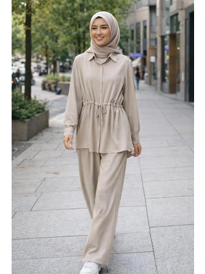 Moda Tesettür Tensel Kumaş Ikili Takım – Bağcıklı Tunik & Bol Paça Pantolon – Günlük Rahat Şık Kombin