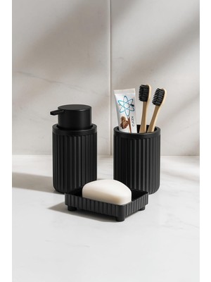 Delixa Lines Serisi Siyah Banyo Seti, 3 Parça Oval Akrilik Sabunluk Fırçalık ve Sıvı Sabunluk Takımı - 3319