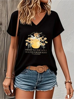 Mercoledi Sweet Honey Baskılı Kadın Oversize V Yaka T-Shırt