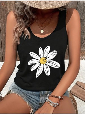 Mercoledi Çiçek Baskılı Kadın T-Shırt