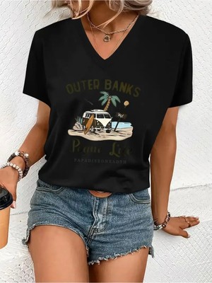 Mercoledi Outer Banks Baskılı Kadın Oversize V Yaka T-Shırt