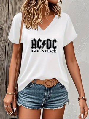 Mercoledi Back In Black Baskılı Kadın Oversize V Yaka T-Shırt