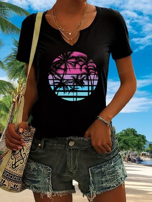 Mercoledi Kadın Kalp Haç Baskılı Yarım V-Yaka Kollu Regular Kalıp Rahat T-Shirt