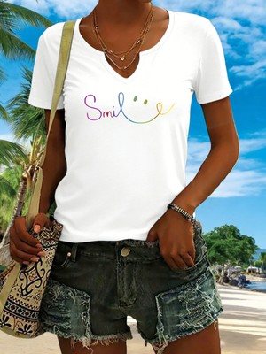 Mercoledi Kadın Smile Baskılı Yarım V-Yaka Kollu Regular Kalıp Rahat T-Shirt