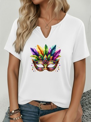 Mercoledi Kadın Mardi Gras Baskılı Yarım V-Yaka Kollu Regular Kalıp Rahat T-Shirt