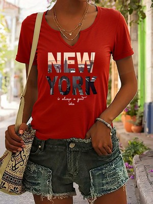 Mercoledi Kadın New York Baskılı Yarım V-Yaka Kollu Regular Kalıp Rahat T-Shirt