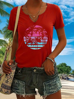 Mercoledi Kadın Kalp Haç Baskılı Yarım V-Yaka Kollu Regular Kalıp Rahat T-Shirt