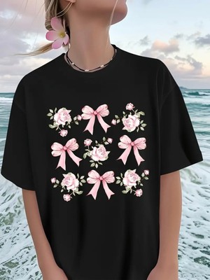 Mercoledi Kurdele ve Çiçek Baskılı Oversize Bisiklet Yaka T-Shirt