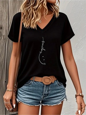 Mercoledi Smıle Baskılı Kadın Oversize V Yaka T-Shırt