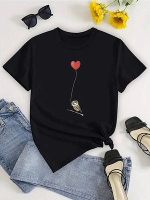 Mercoledi Kalp Tutan Kuş Baskılı Oversize Bisiklet Yaka T-Shirt