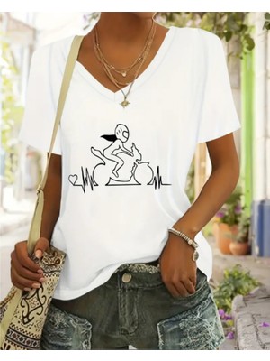 Mercoledi V Yaka Oversize Motorcycle Girl Baskılı Tişört