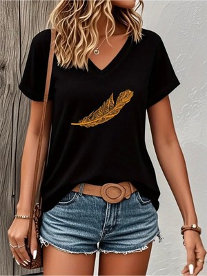 Mercoledi Tüy Baskılı Kadın Oversize V Yaka T-Shırt