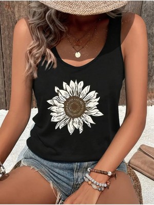 Mercoledi Papatya Baskılı Kadın T-Shırt