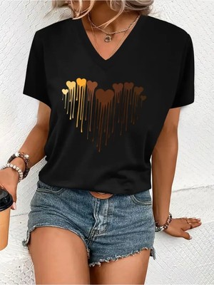 Mercoledi Eriyen Kalpler Baskılı Kadın Oversize V Yaka T-Shırt