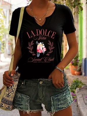 Mercoledi Kadın Dolce Vita Baskılı Yarım V-Yaka Kollu Regular Kalıp Rahat T-Shirt