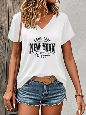 Mercoledi Brooklyn New York Baskılı Kadın Oversize V Yaka T-Shırt