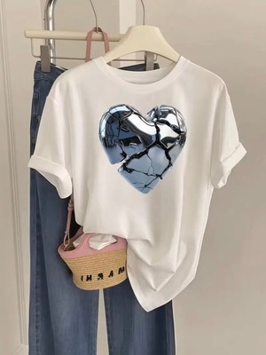 Mercoledi Metal Kalp Baskılı Oversize Bisiklet Yaka T-Shirt