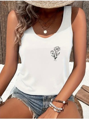 Mercoledi Minimal Çiçek Baskılı Kadın T-Shırt