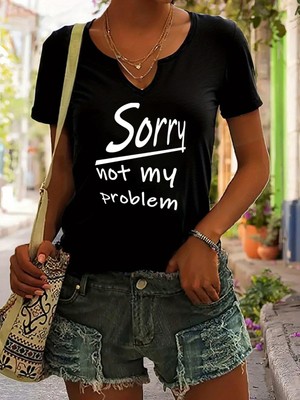 Mercoledi Kadın Not My Problem Baskılı Yarım V-Yaka Kollu Regular Kalıp Rahat T-Shirt