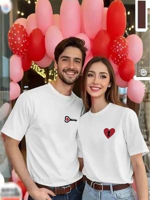 Mercoledi Çift Kombini 1 Adet Kadın Modeli Sevgililer Günü Baskılı Rahat Kalıp T-Shirt