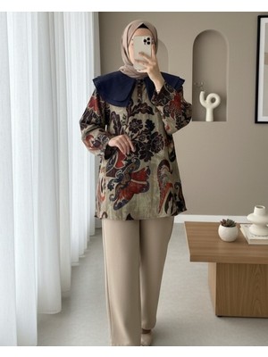 Modamorfo Önlük Yaka Yarım Düğmeli Yırtmaçlı Kapitone Tunik  -Bej