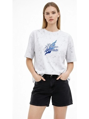 Kadın Asit Yıkamalı Oversize Tişört Future Worlds Baskılı Bisiklet Yaka Kısa Kollu Streetwear %100 Pamuk Street Style T-Shirt - Beyaz