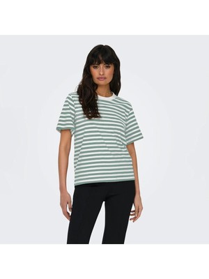 Only Lıvvına Çizgili Regular Fit Kadın Tişört 15272227
