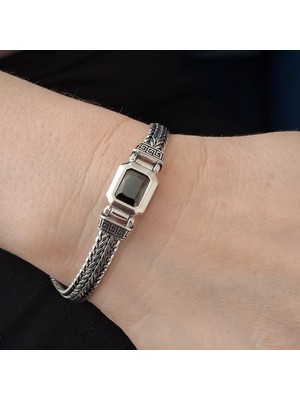 Bir Gümüş Aşkı 925 Ayar Gümüş Özel Üretim Siyah Taşlı Kutu Kilitli Erkek Bileklik 7 mm