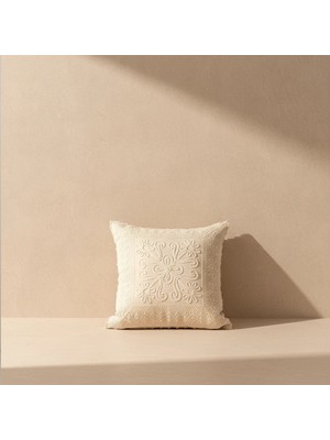 Shopyteks Krem Dantel Işlemeli Otantik Dekoratif Kırlent Kılıfı (Iç Dolgusuz)