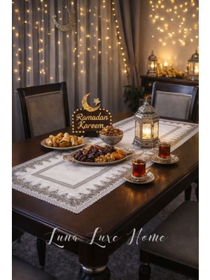 Luna Luxe Home Sahar | Ramazan Özel Tasarım Dantel Desen Premium Dijital Baskı Runner (Sunum/sahur/iftar Sofrası)