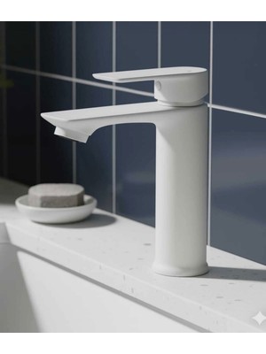 Beyaz Sabit Gövdeli Lavabo Bataryası