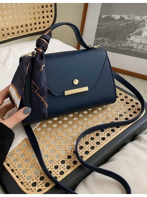 Arvelia Suni Deri Fular Detaylı Omuz &el Çantası(Fular Rengi Değişebilir)