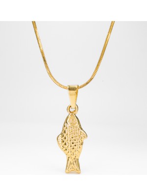 Balık Figürlü Altın Kolye – Deniz Esintili, Minimal ve Zarif Tasarım
