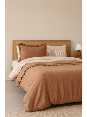 Barine Frill Fırfırlı Keten Karışımlı Çift Kişilik Nevresim Seti Karamel