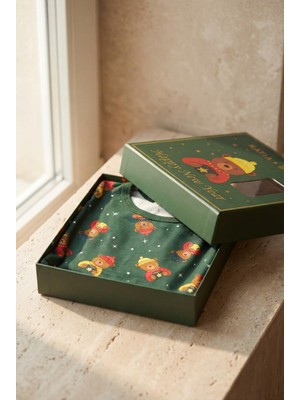 Çocuk Teddy Desenli Kutulu Yılbaşı Pijama Takımı Yeşil