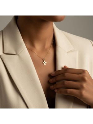 Altıncık 14 Ayar Altın Melek Kolye