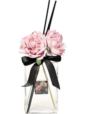 Missi Maison Flora-Kiss Of Rose Oda Kokusu