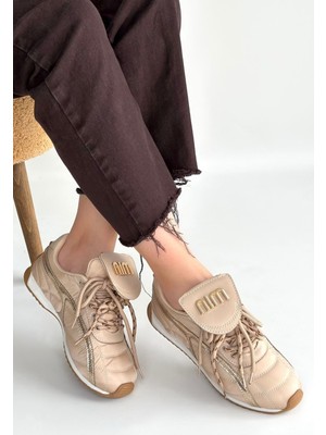 İsmiyle Al Dissa Bej Cilt Bağcıklı Paraşüt Detaylı Spor Ayakkabı