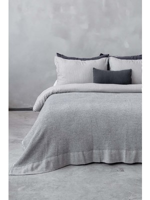 Barine Pergamon Yünlü Dokulu Yatak Örtüsü Gri