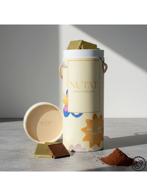 Nutat 700 gr Sütlü Madlen Çikolata - Hoşgeldin Bebek Temalı Büyük Boy Silindir Kutu 🍫👶