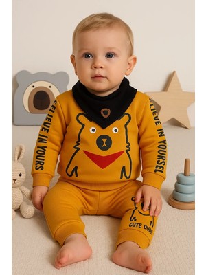 İsmiyle Al Oynar Gözlü Fularlı 3'lü Erkek Bebek Takımı