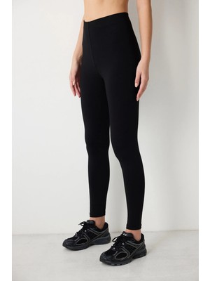 Penti Siyah Clean Tayt