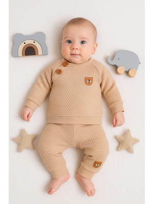 İsmiyle Al Jakarlı Omuzdan Düğmeli 2'li Erkek Bebek Takımı