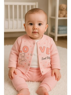 İsmiyle Al Love Tavşan Desenli Kol Detaylı 3'lü Hırkalı Kız Bebek Takım